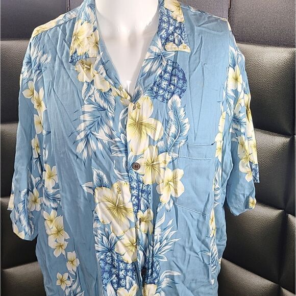 Bishop Apparel shirt    - Picture 2 of 5